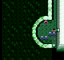 Sweet_Home_Proto_Use_bow_to_get_through_statues1.png
