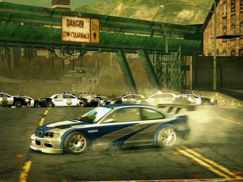 NFSMW05-PS2PROMO05.jpg