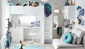 Paralives_a-kids-room-where-a-white-smastad-loft-bed-with-desk-stParalives_Ands--fdc1074d664ad7074efdda0e9f8c7c4d.png