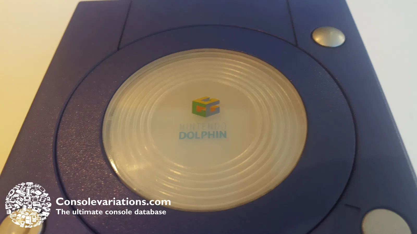 Nintendo_Dolphin_3.jpg