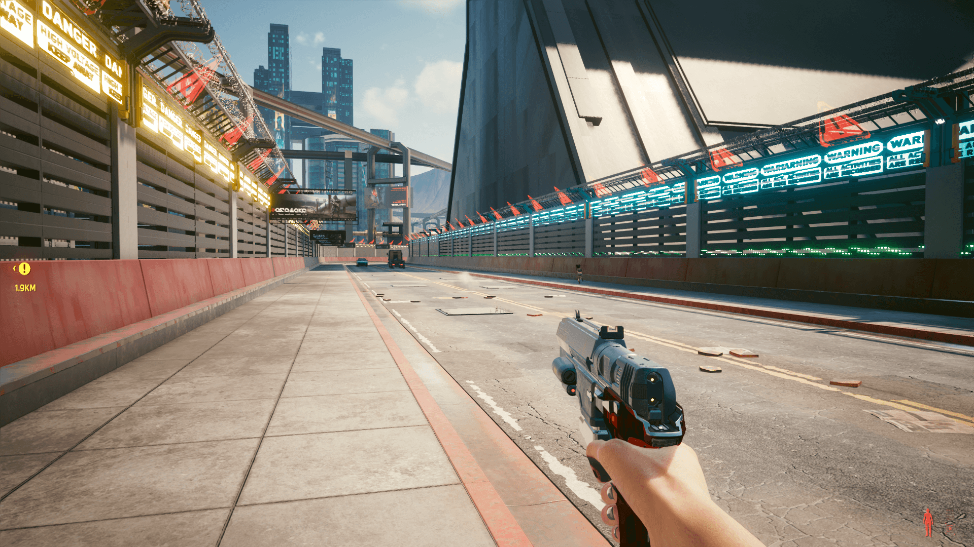 Cyberpunk2077JohnnysRevolverFirstPerson.png