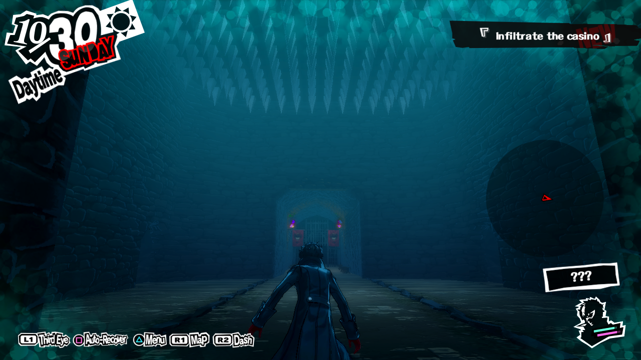 A large room with spikes on the ceiling. A large room with spikes on the ceiling.