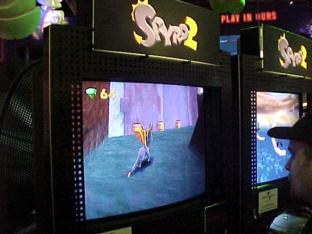 Spyro2-E3-1999.jpg Spyro2-E3-1999.jpg