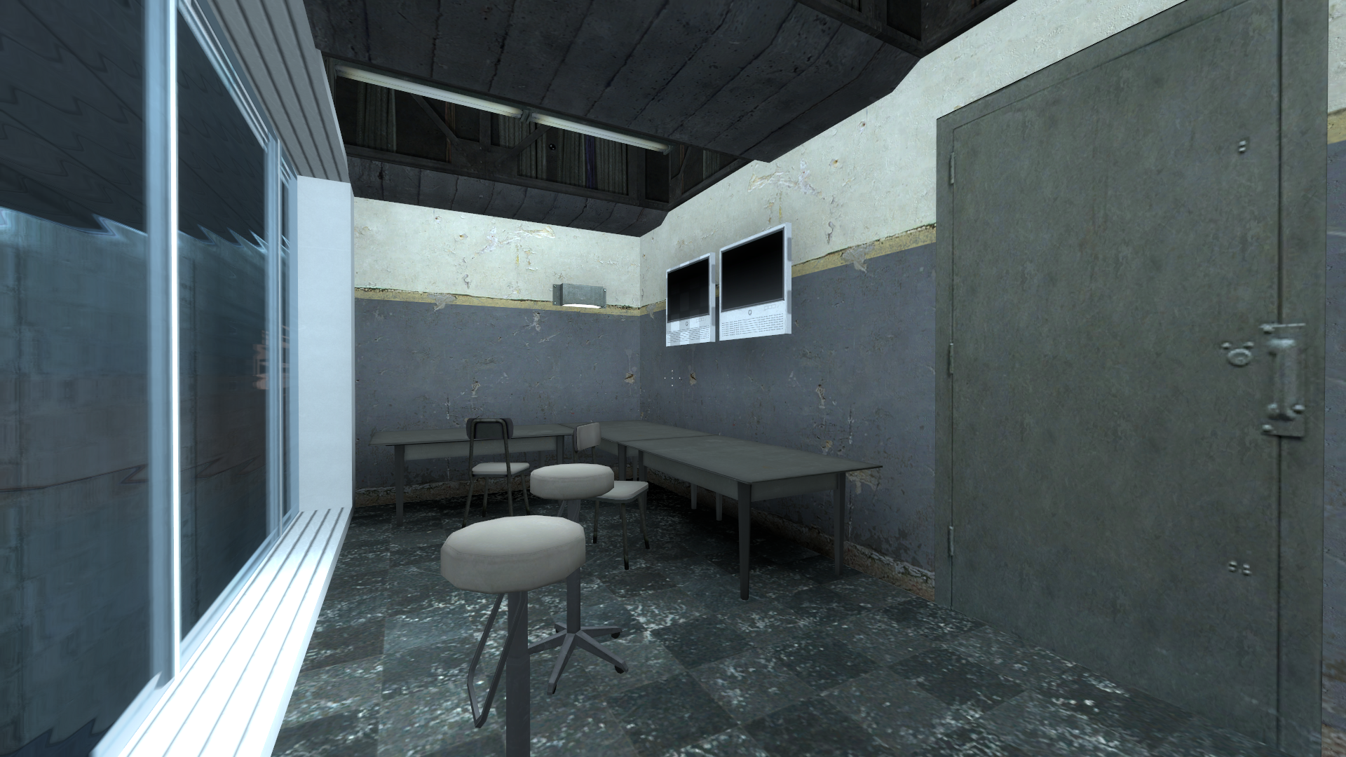 An example of the 2006 observation rooms, still featuring a Half-Life 2 theme, but unique compared to the ones in lab_lvl3 from 2005. An example of the 2006 observation rooms, still featuring a Half-Life 2 theme, but unique compared to the ones in lab_lvl3 from 2005.