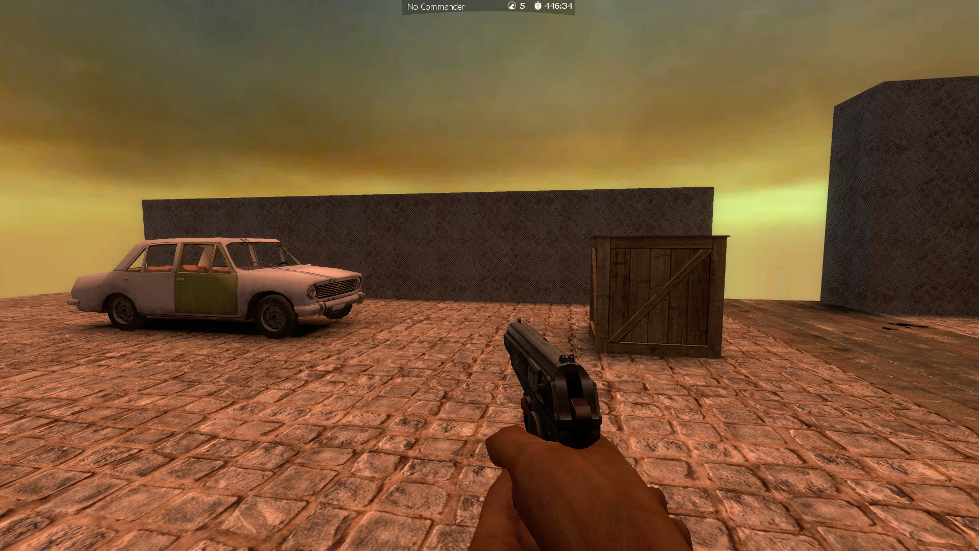 The crate and reskinned HL2 car.