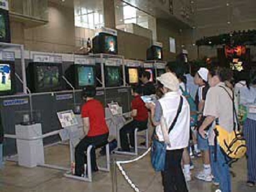 From retokyo.com. Taken moments after the last image.